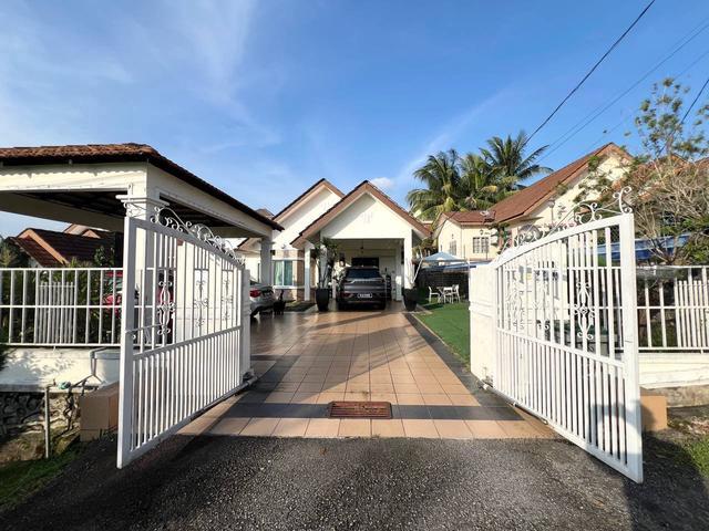Bungalow for sale in Sendayan Village, Negeri Sembilan