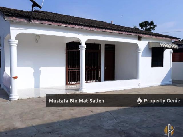 Bungalow for sale in Wellesley, Penang