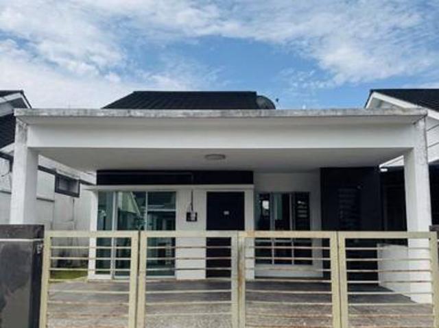 Bungalow for sale in Wellesley, Penang