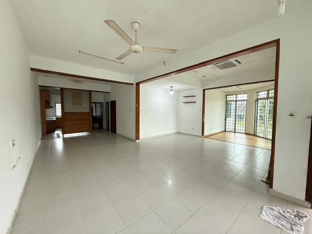 Terraced House for sale in Ulu Tiram, Johor