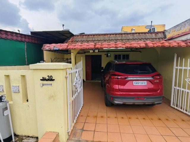 Terraced House for sale in Petaling, Subang Jaya