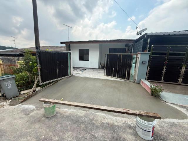 Terraced House for sale in Ulu Tiram, Johor