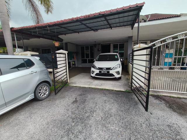 Terraced House for sale in Tanjong Sepat, Selangor