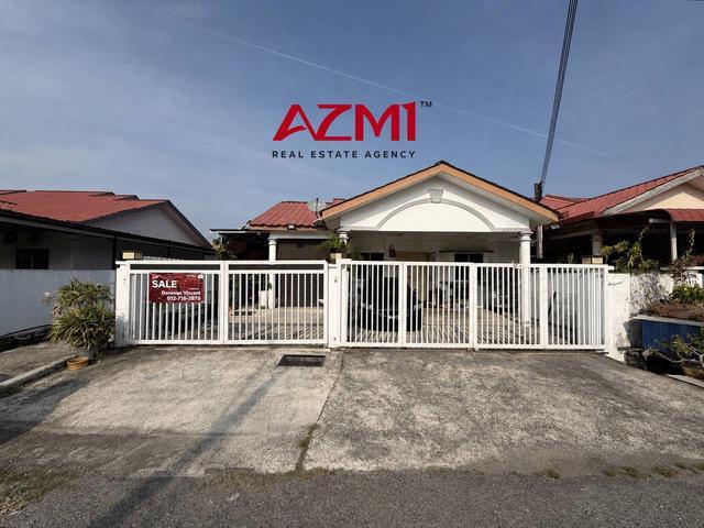 Terraced House for sale in Long Miri, Sarawak