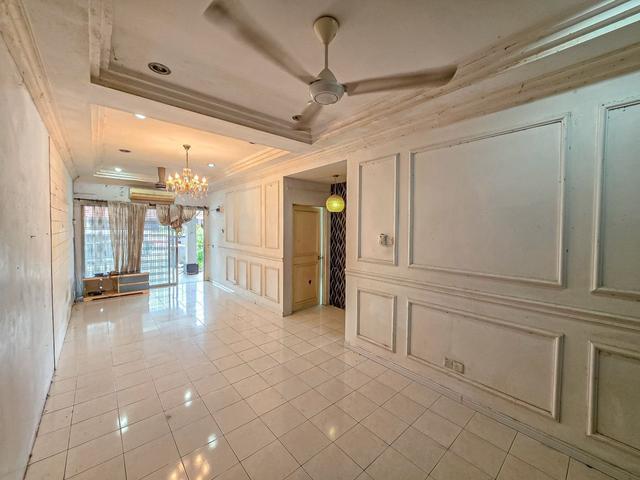 Terraced House for sale in Kuala Selangor, Selangor