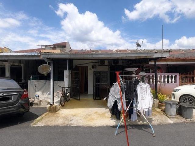 Terraced House for sale in Langat, Selangor