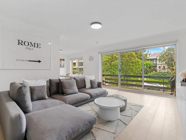 Townhouse for rent in Sydney, New South Wales