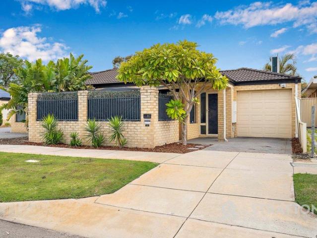House for sale in Midland, City of Swan