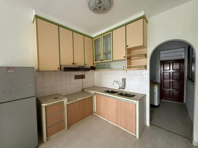 Flat for sale in Georgetown, Penang