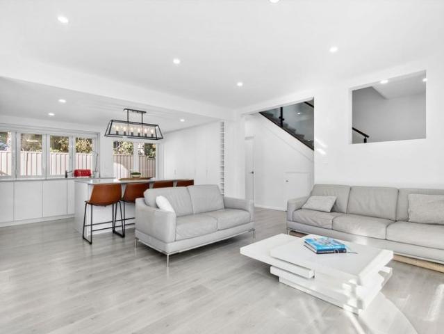 Townhouse for rent in Sydney, New South Wales