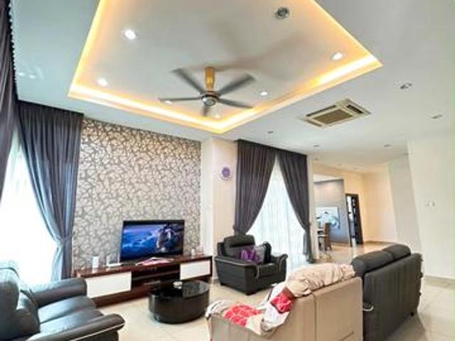 Bungalow for sale in Wellesley, Penang