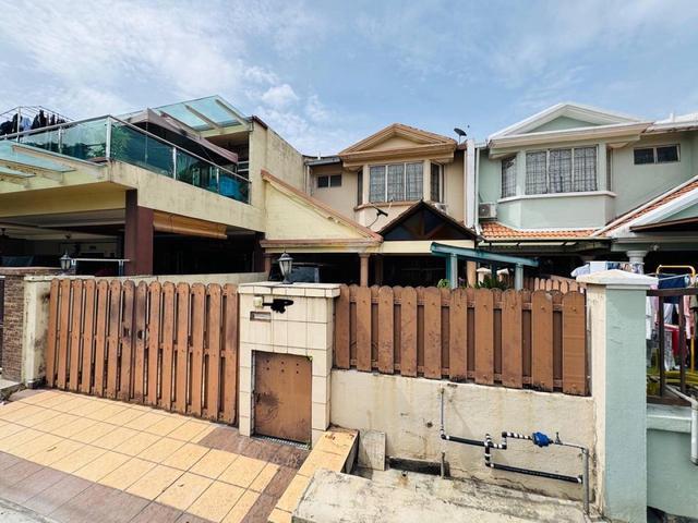 Terraced House for sale in Petaling, Subang Jaya