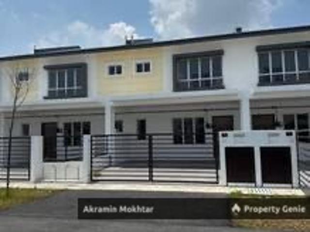 Terraced House for sale in Tanjong Sepat, Selangor