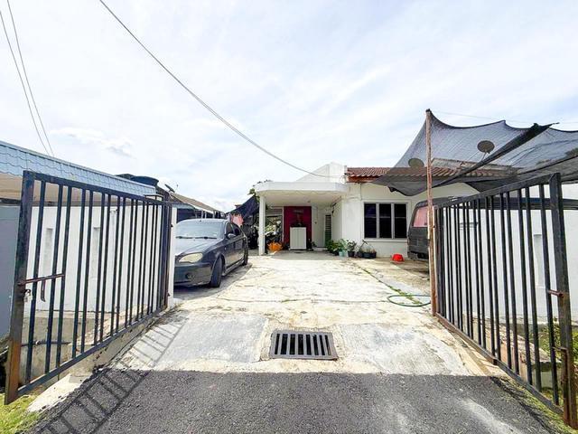 Residential House for sale in Sendayan Village, Negeri Sembilan
