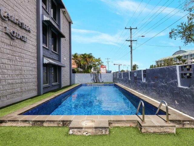 Apartment for sale in Cairns North, Cairns