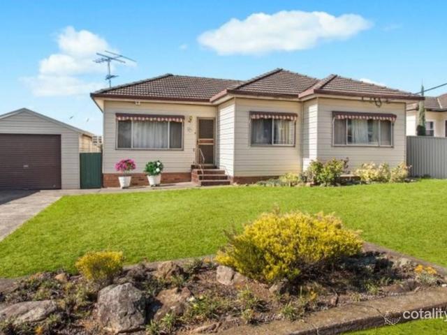House for rent in Smithfield