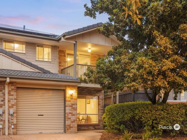 Townhouse for sale in Toombul, Queensland