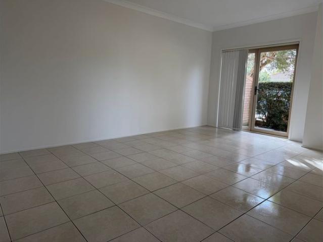 Townhouse for rent in Sydney, New South Wales