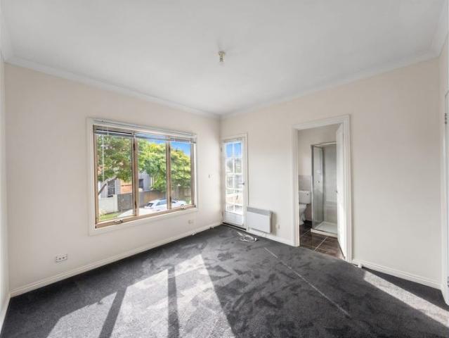 Townhouse for rent in Camerons Creek, Victoria