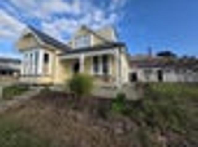 House for sale in Otakou
