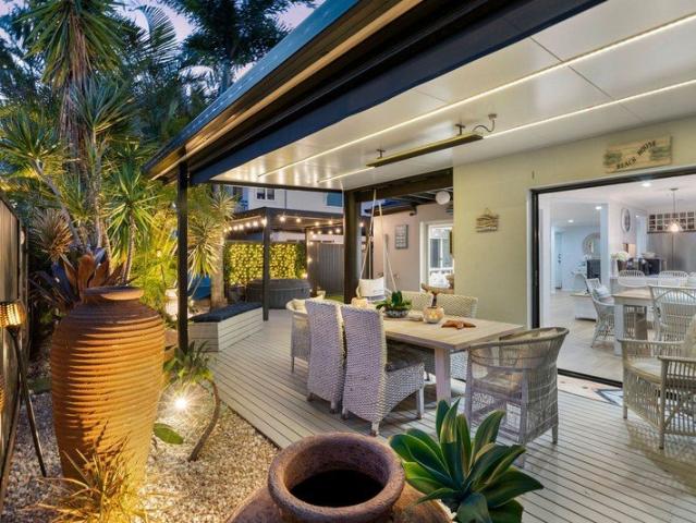 Townhouse for sale in Runaway Bay, Gold Coast City