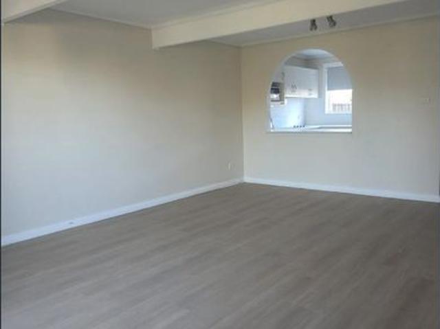 Townhouse for rent in Long Jetty, New South Wales