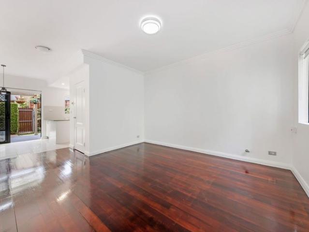 Townhouse for rent in Wahroonga, Sydney