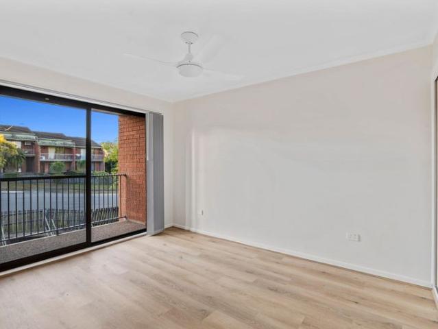 Townhouse for rent in Springwood, Greater Brisbane