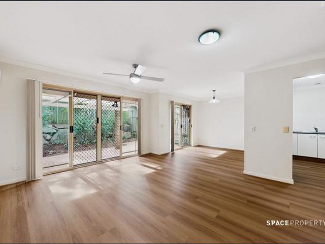 Townhouse for rent in Toombul, Queensland
