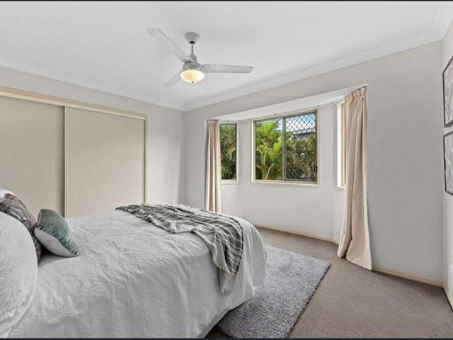Townhouse for rent in Yeronga, Greater Brisbane