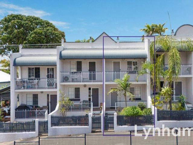 Townhouse for sale in North Ward, Townsville