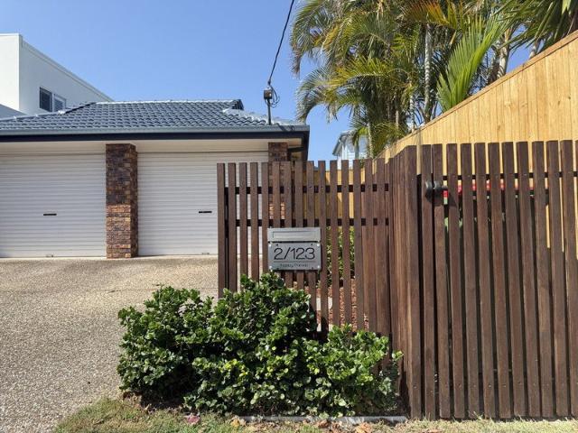 Duplex for rent in Miami, Gold Coast City