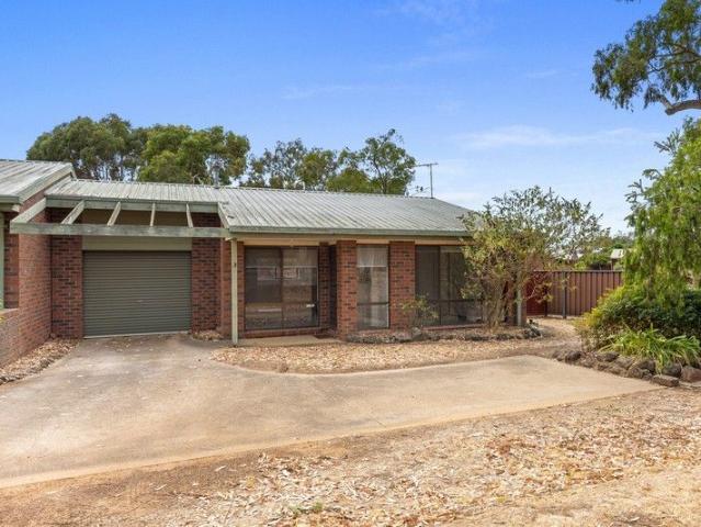 Apartment for sale in Hamilton, Victoria