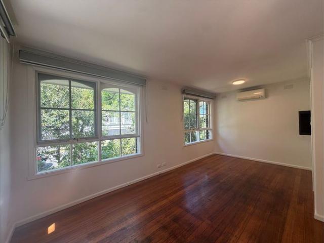Apartment for rent in Glen Waverley, Melbourne