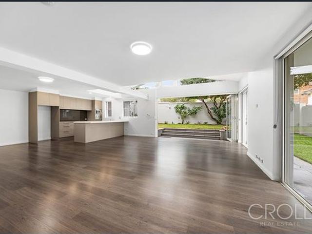 House for rent in Lower North Shore, Sydney