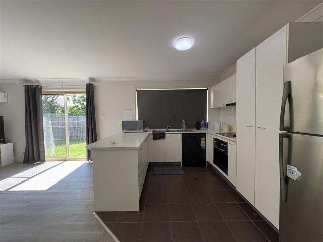 Townhouse for rent in Boronia Heights, Greater Brisbane