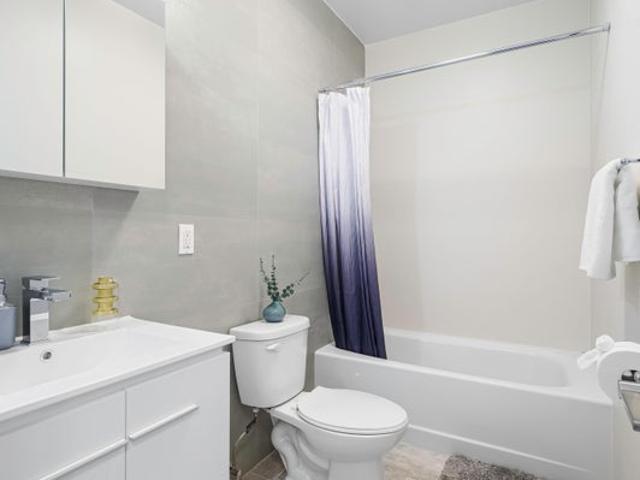 Room for rent in Arverne, New York