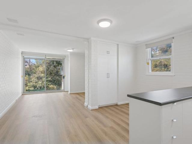 Granny Flat for rent in Mosman Park, Western Australia