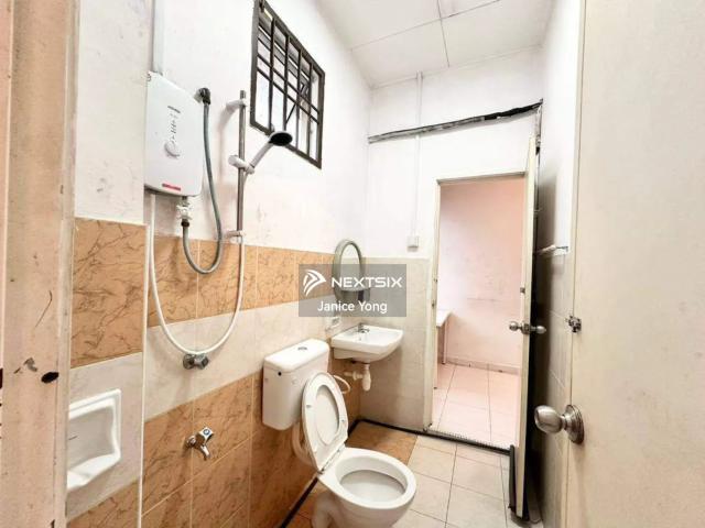 Residential House for sale in Senai, Kulai