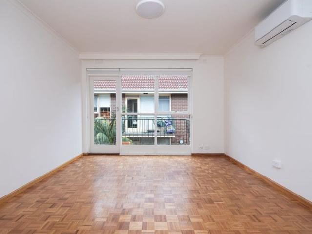 Apartment for rent in Carnegie, Melbourne