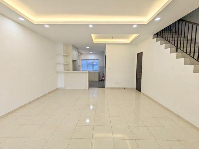 Terraced House for sale in Tanjong Sepat, Selangor