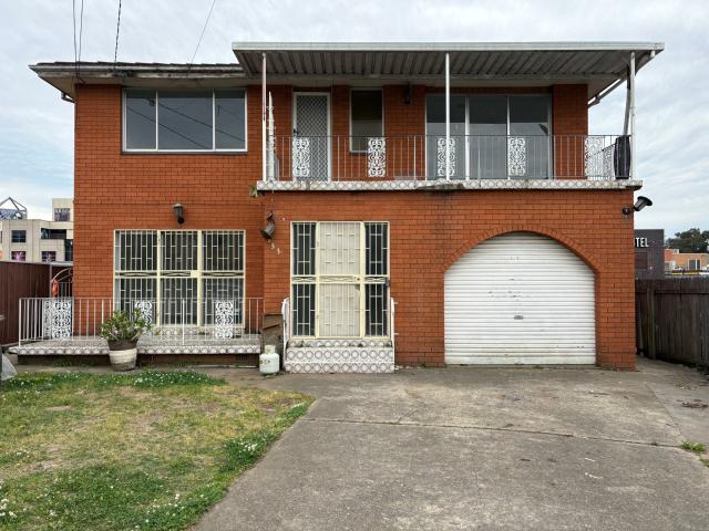 House for rent in Canley Heights, New South Wales