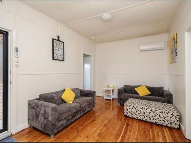 Apartment for rent in Warners Bay, Newcastle-Maitland