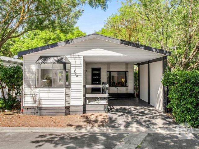 Villa for sale in Mornington, Melbourne