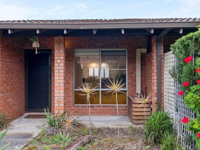 Villa for sale in Stirling, Western Australia