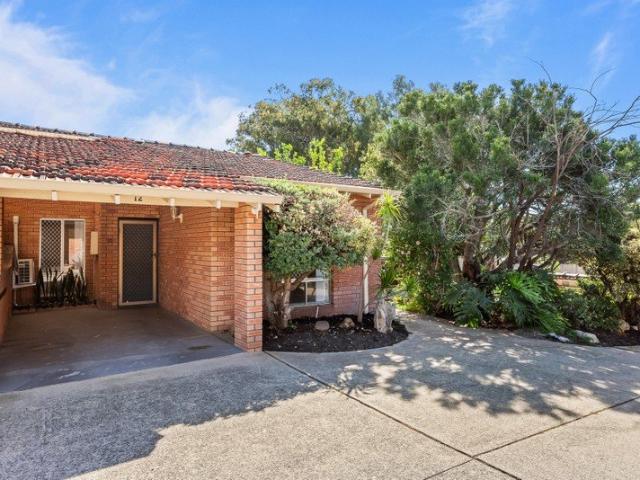 Villa for sale in Palmyra, Western Australia
