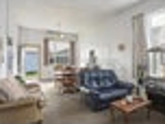 Townhouse for sale in Otakou