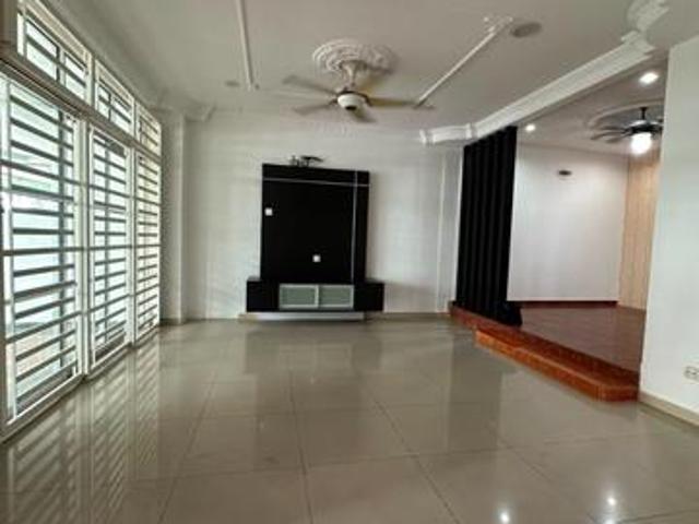 Terraced House for sale in Wellesley, Penang