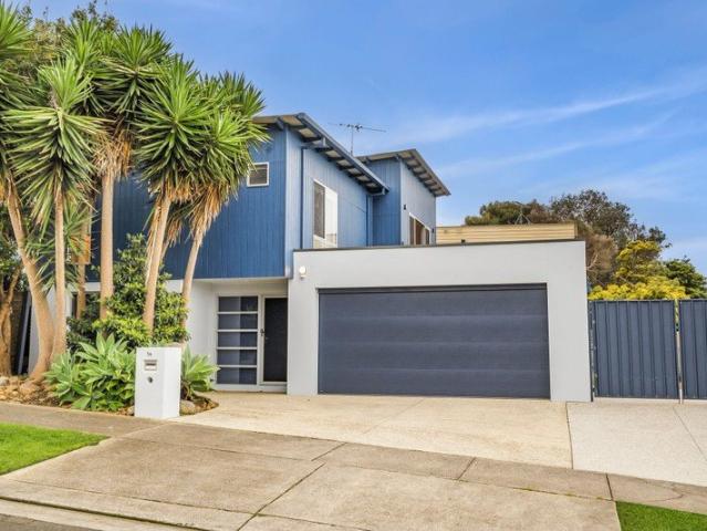 Townhouse for sale in Torquay, Victoria