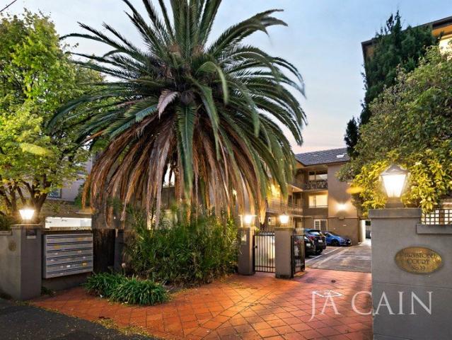 Apartment for sale in Camerons Creek, Victoria